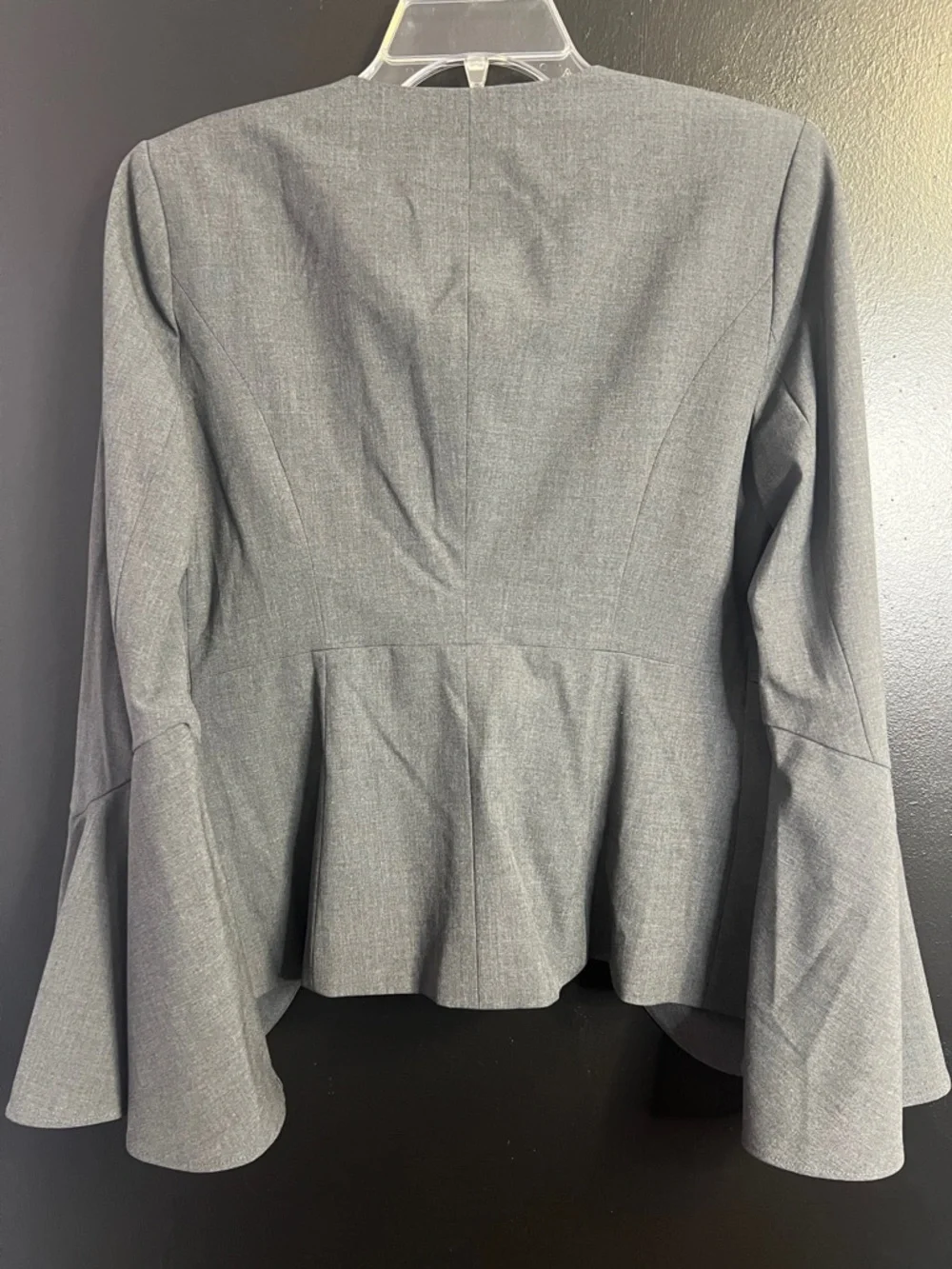The Limited Grey Open-Front Blazer with Flared Sleeves - Picture 2 of 4